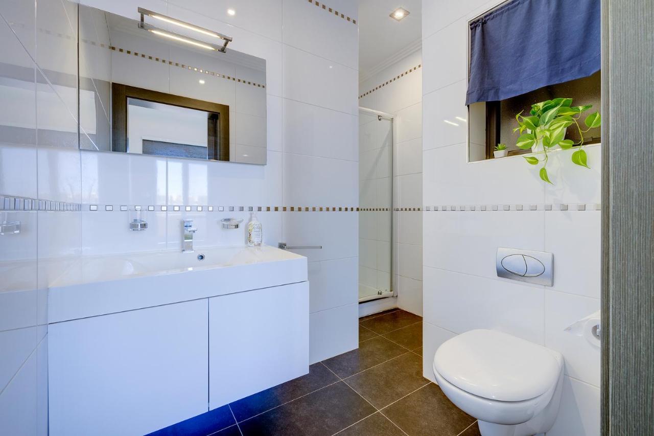 Perfect Location Idyllic 2Br Apartment Sliema Extérieur photo